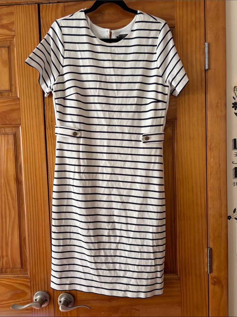Banana Republic White and Navy Striped Short Sleeve Sheath Dress
